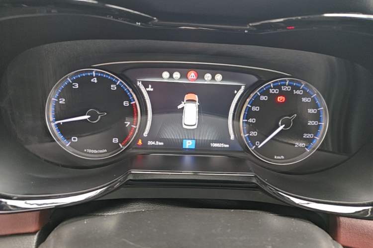 Used GAC Trumpchi GS8 2017 320T Two-Wheel Drive Luxury Smart Connectivity Version (7 Seats) Instrument Cluster