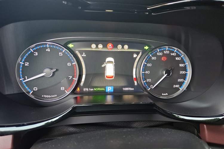 Used GAC Trumpchi GS8 2017 320T Two-Wheel Drive Luxury Smart Connectivity Version (7 Seats) Instrument Cluster