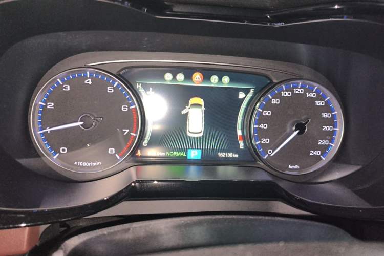 Used GAC Trumpchi GS8 2017 320T Two-Wheel Drive Luxury Smart Connectivity Version (7 Seats) Instrument Cluster