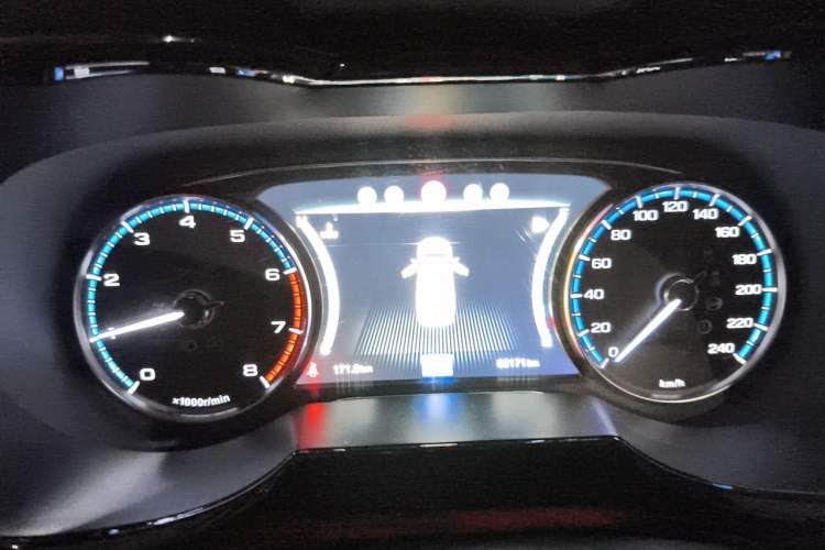 Used GAC Trumpchi GS8 2017 320T Two-Wheel Drive Luxury Smart Connectivity Version (7 Seats) Instrument Cluster