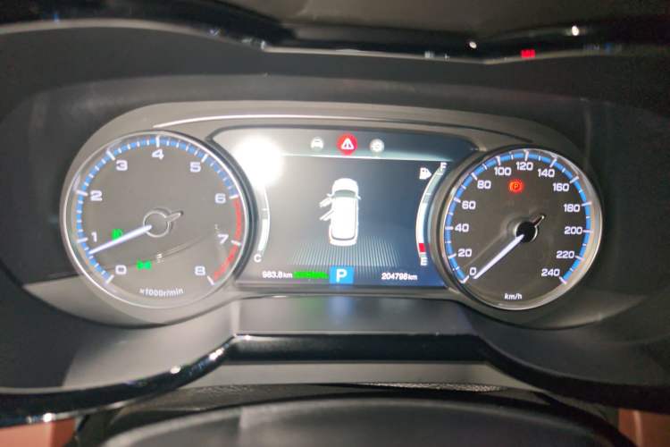 Used GAC Trumpchi GS8 2017 320T Two-Wheel Drive Luxury Edition (7 Seats) Instrument Cluster