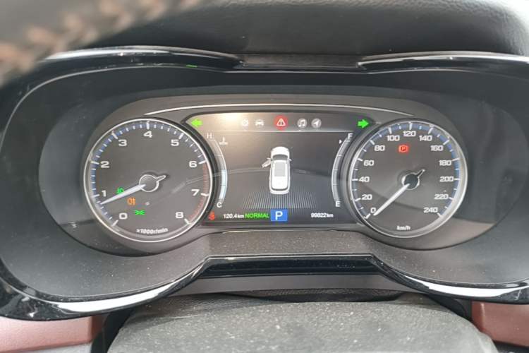 Used GAC Trumpchi GS8 2017 320T Two-Wheel Drive Luxury Smart Connectivity Version (7 Seats) Instrument Cluster
