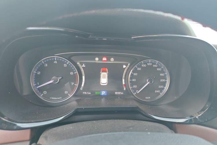 Used GAC Trumpchi GS8 2017 320T Two-Wheel Drive Luxury Edition (7 Seats) Instrument Cluster