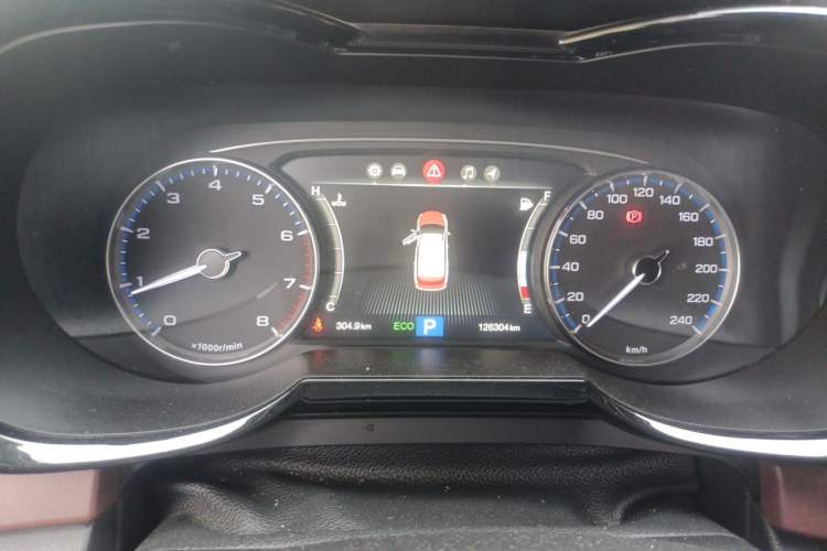Used GAC Trumpchi GS8 2017 320T Two-Wheel Drive Luxury Smart Connectivity Version (7 Seats) Instrument Cluster