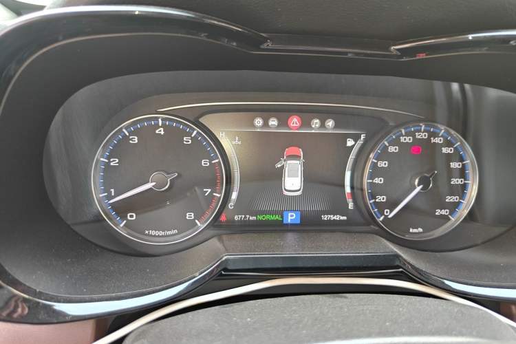 Used GAC Trumpchi GS8 2017 320T Two-Wheel Drive Luxury Smart Connectivity Version (7 Seats) Instrument Cluster