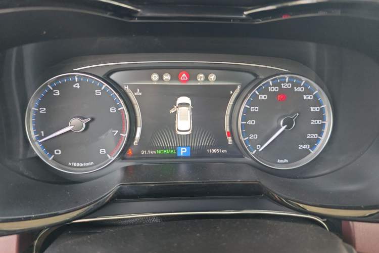 Used GAC Trumpchi GS8 2017 320T Two-Wheel Drive Luxury Smart Connectivity Version (7 Seats) Instrument Cluster