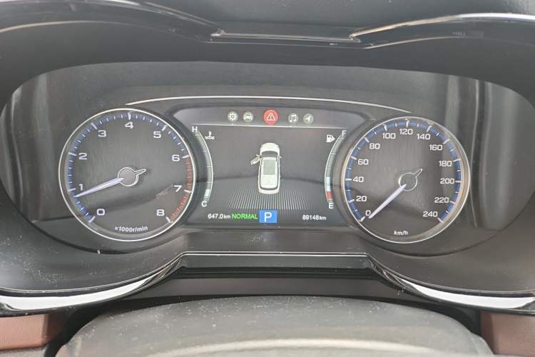 Used GAC Trumpchi GS8 2017 320T Two-Wheel Drive Luxury Smart Connectivity Version (7 Seats) Instrument Cluster