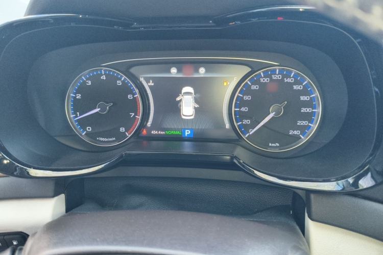 Used GAC Trumpchi GS8 2017 320T Two-Wheel Drive Luxury Smart Connectivity Version (7 Seats) Instrument Cluster