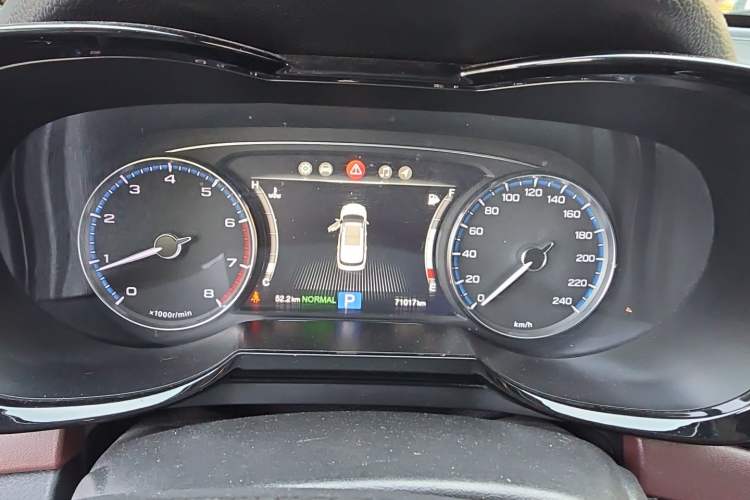 Used GAC Trumpchi GS8 2017 320T Two-Wheel Drive Luxury Smart Connectivity Version (7 Seats) Instrument Cluster