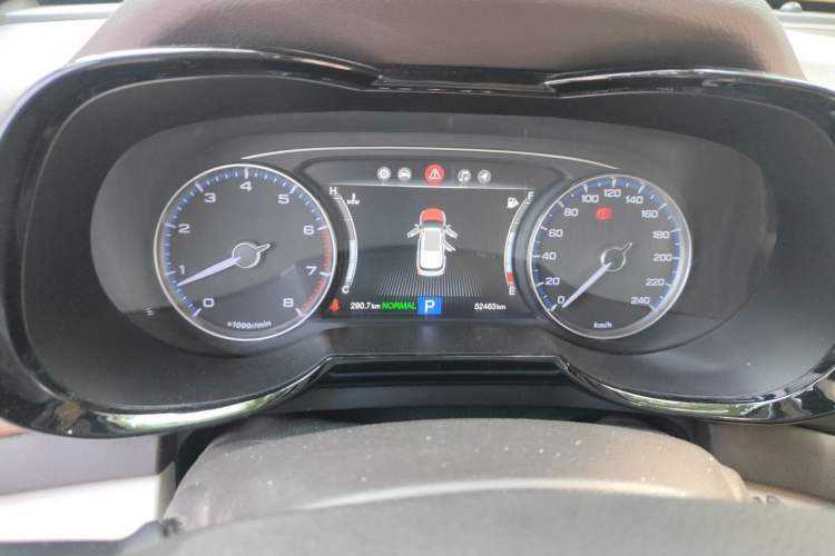 Used GAC Trumpchi GS8 2017 320T Two-Wheel Drive Luxury Smart Connectivity Version (7 Seats) Instrument Cluster