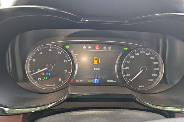 Used GAC Trumpchi GS8 2017 320T Two-Wheel Drive Luxury Smart Connectivity Version (7 Seats) Instrument Cluster