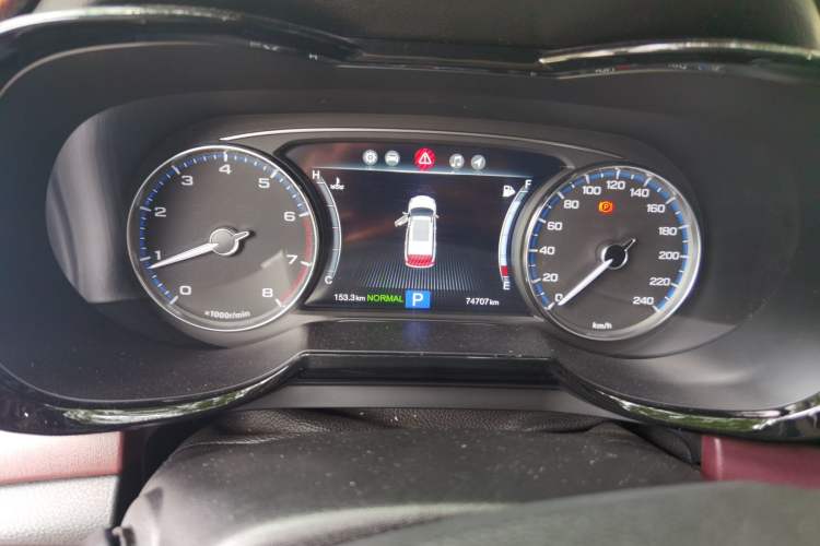 Used GAC Trumpchi GS8 2017 320T Two-Wheel Drive Luxury Smart Connectivity Version (7 Seats) Instrument Cluster