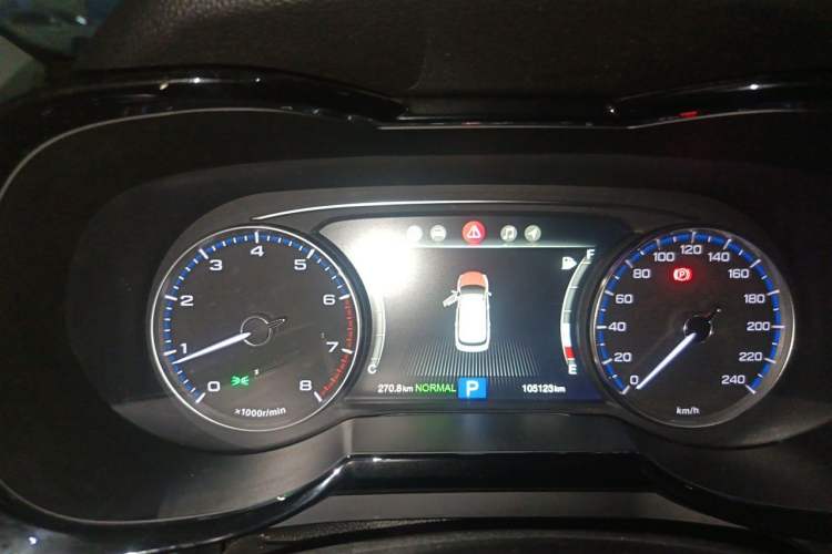 Used GAC Trumpchi GS8 2017 320T Two-Wheel Drive Luxury Smart Connectivity Version (7 Seats) Instrument Cluster