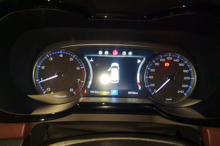 Used GAC Trumpchi GS8 2017 320T Two-Wheel Drive Luxury Smart Connectivity Version (7 Seats) Instrument Cluster