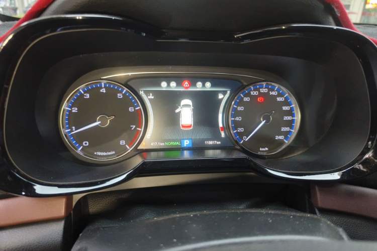 Used GAC Trumpchi GS8 2017 320T Two-Wheel Drive Luxury Smart Connectivity Version (7 Seats) Instrument Cluster