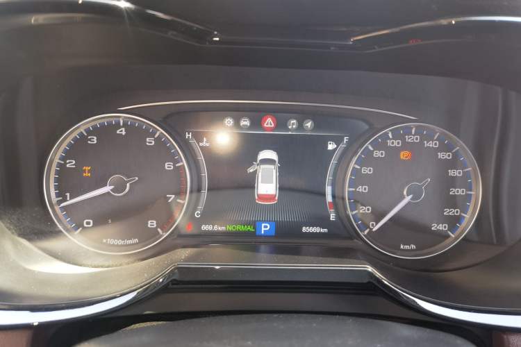 Used GAC Trumpchi GS8 2017 320T Four-Wheel Drive Luxury Smart Connectivity Version (7 Seats) Instrument Cluster