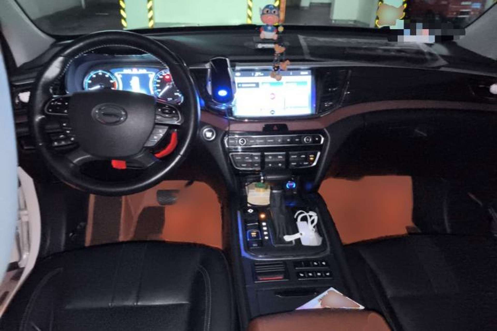 Used GAC Trumpchi GS8 2017 320T Two-Wheel Drive Luxury Smart Connectivity Version (7 Seats) Interior 2