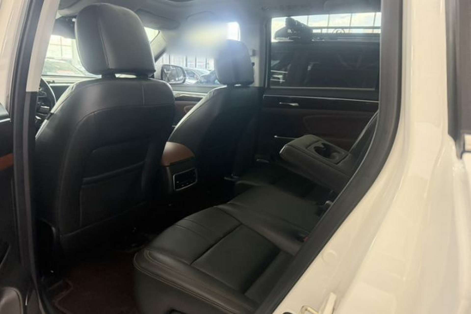 Used GAC Trumpchi GS8 2017 320T Four-Wheel Drive Luxury Smart Connectivity Version (7 Seats) Interior 5