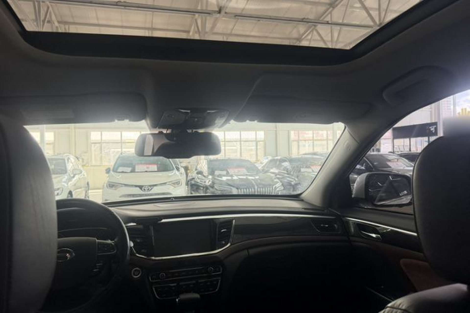 Used GAC Trumpchi GS8 2017 320T Four-Wheel Drive Luxury Smart Connectivity Version (7 Seats) Interior 6