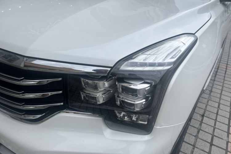 Used GAC Trumpchi GS8 2017 320T Two-Wheel Drive Luxury Smart Connectivity Version (7 Seats) Left Front Headlight
