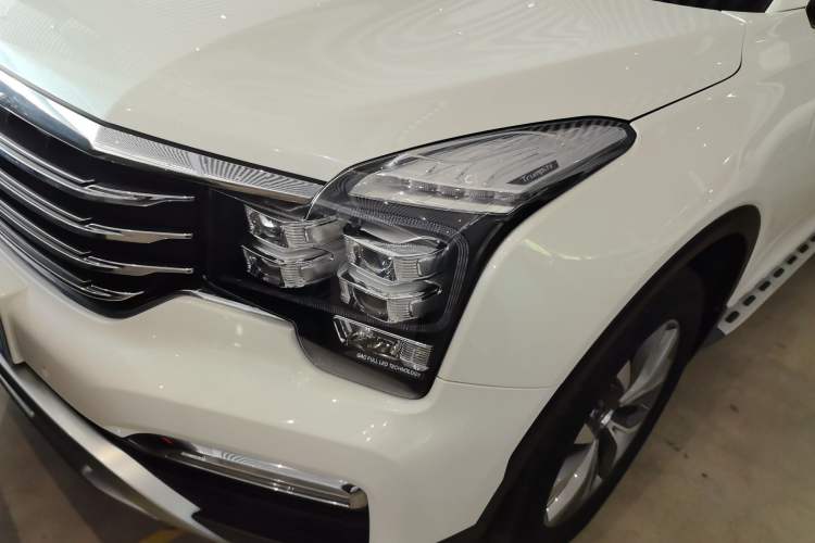 Used GAC Trumpchi GS8 2017 320T Two-Wheel Drive Luxury Smart Connectivity Version (7 Seats)