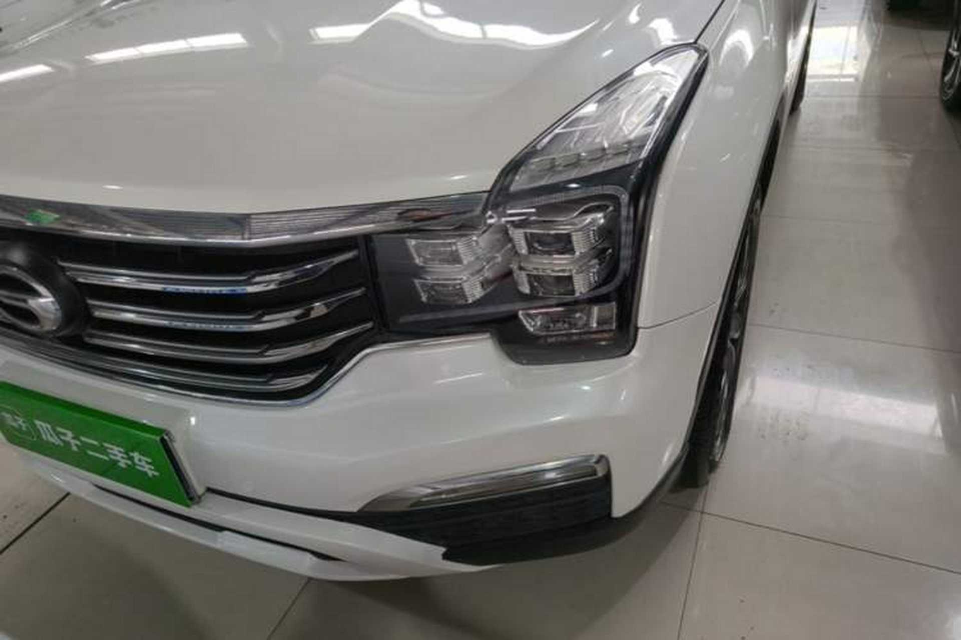 Used GAC Trumpchi GS8 2017 320T Two-Wheel Drive Luxury Smart Connectivity Version (7 Seats) Left Front Headlight