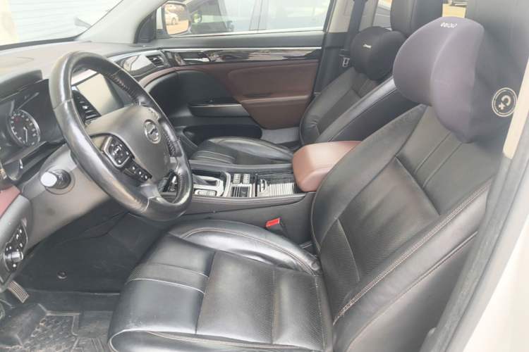 Used GAC Trumpchi GS8 2017 320T Two-Wheel Drive Luxury Smart Connectivity Version (7 Seats) Left Front Seat