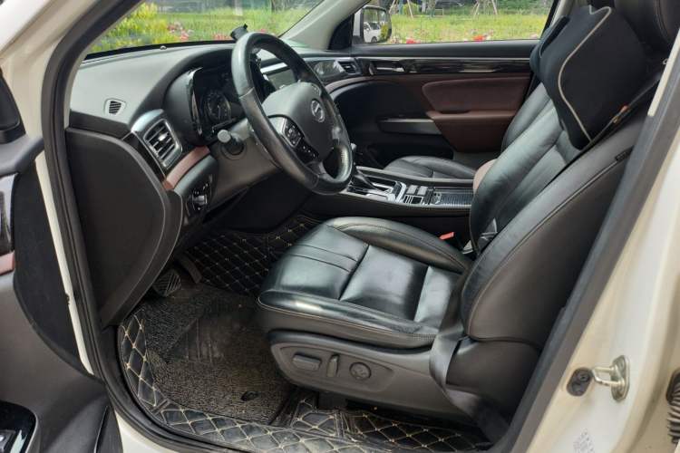 Used GAC Trumpchi GS8 2017 320T Two-Wheel Drive Luxury Smart Connectivity Version (7 Seats) Left Front Seat