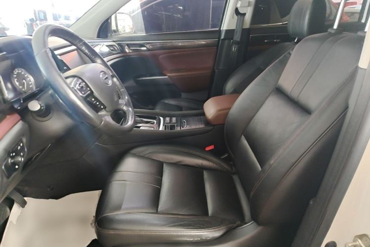 Used GAC Trumpchi GS8 2017 320T Two-Wheel Drive Luxury Smart Connectivity Version (7 Seats) Left Front Seat