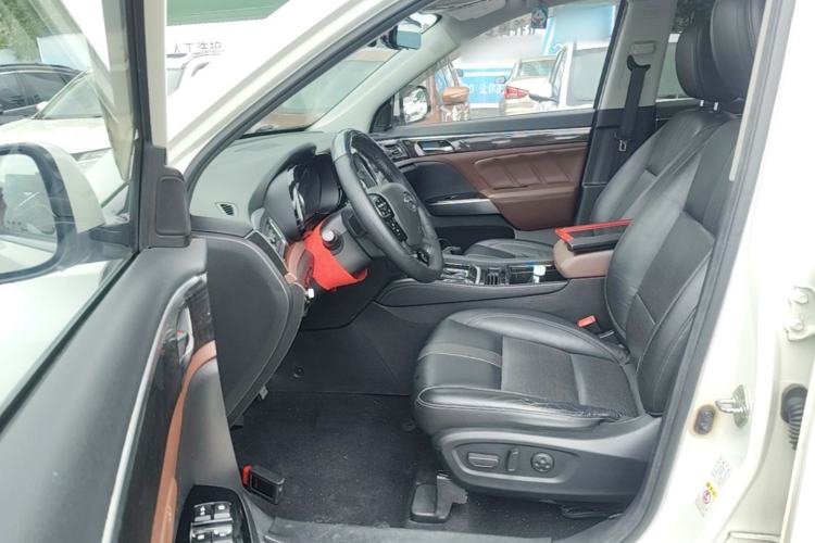 Used GAC Trumpchi GS8 2017 320T Two-Wheel Drive Luxury Edition (7 Seats) Left Front Seat