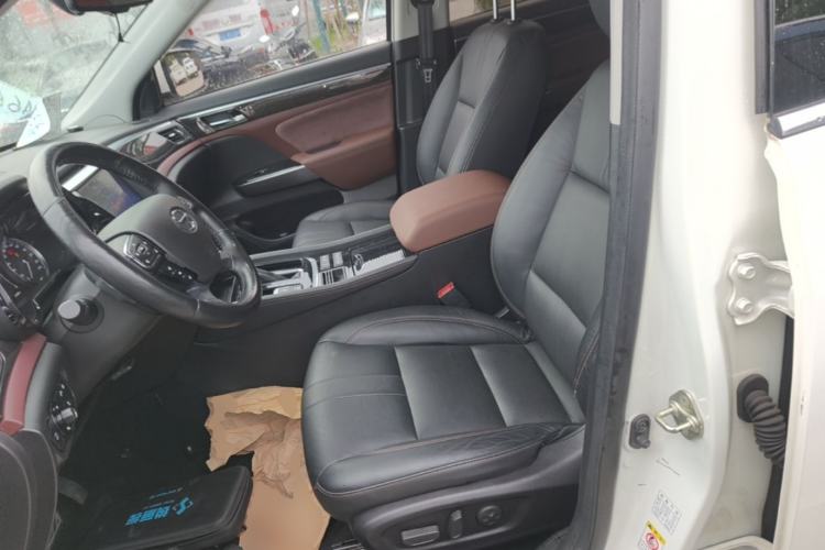 Used GAC Trumpchi GS8 2017 320T Two-Wheel Drive Luxury Smart Connectivity Version (7 Seats) Left Front Seat