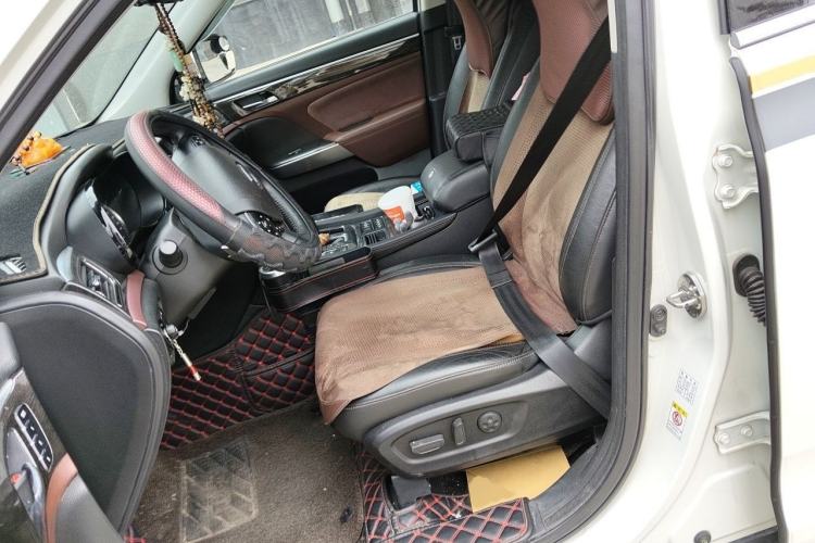 Used GAC Trumpchi GS8 2017 320T Two-Wheel Drive Luxury Smart Connectivity Version (7 Seats) Left Front Seat
