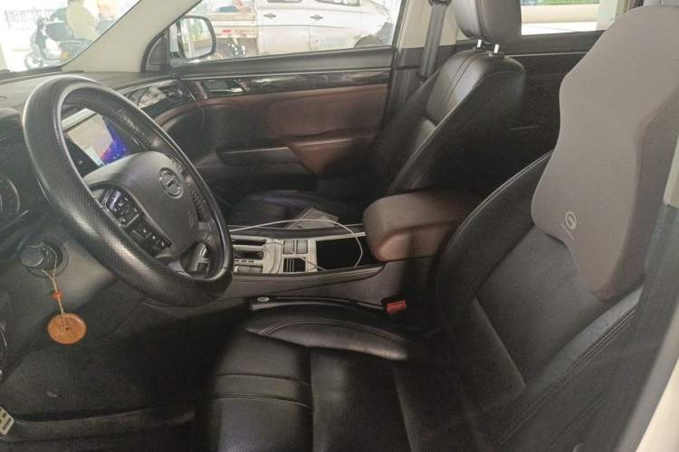 Used GAC Trumpchi GS8 2017 320T Two-Wheel Drive Luxury Smart Connectivity Version (7 Seats) Left Front Seat