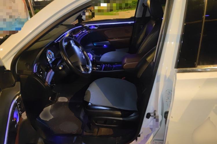Used GAC Trumpchi GS8 2017 320T Two-Wheel Drive Luxury Smart Connectivity Version (7 Seats) Left Front Seat