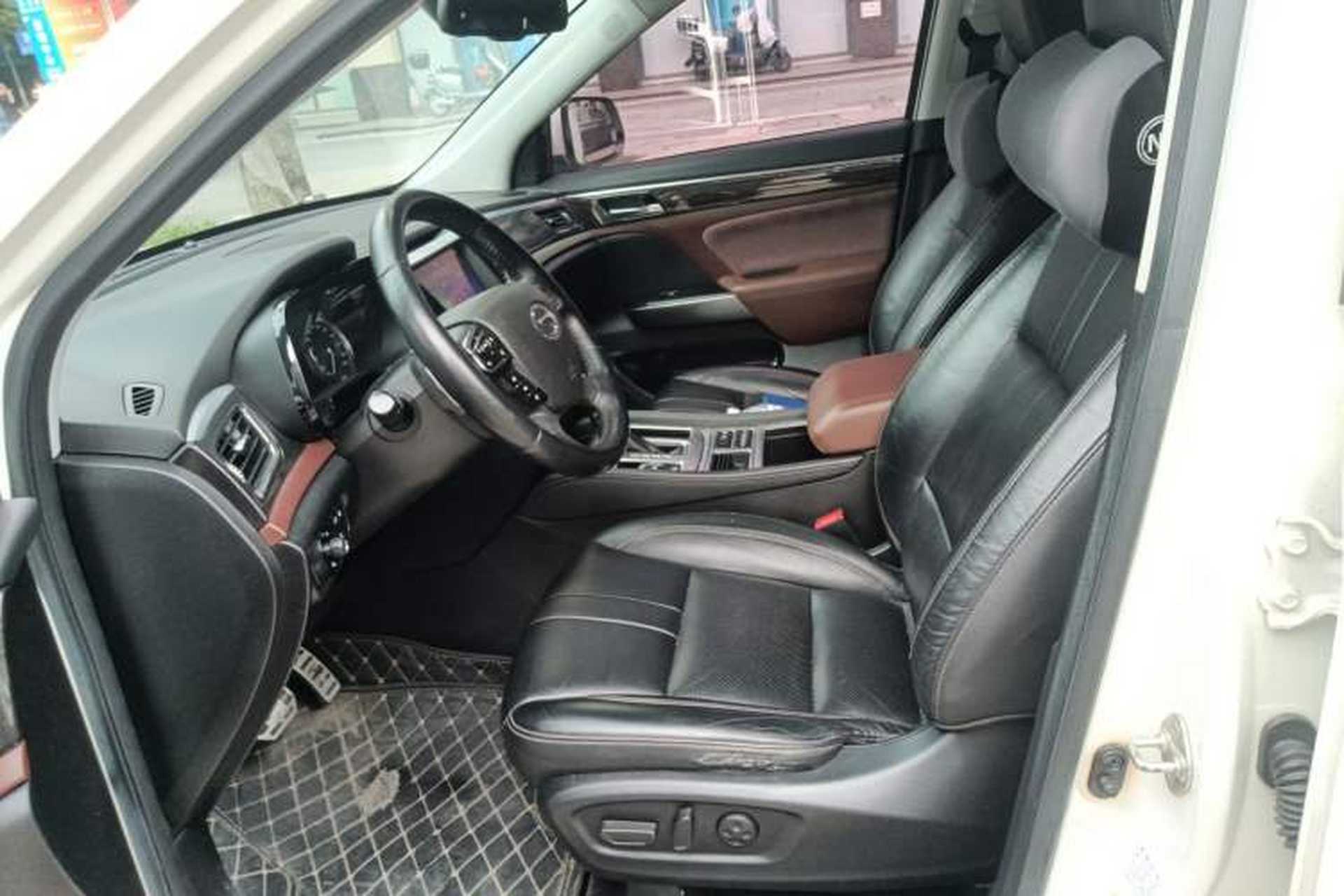 Used GAC Trumpchi GS8 2017 320T Two-Wheel Drive Luxury Smart Connectivity Version (7 Seats) Left Front Seat