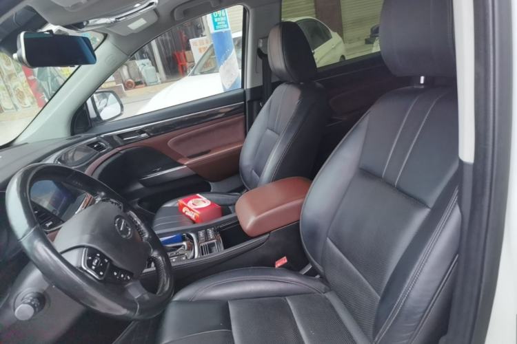 Used GAC Trumpchi GS8 2017 320T Two-Wheel Drive Luxury Smart Connectivity Version (7 Seats) Left Front Seat