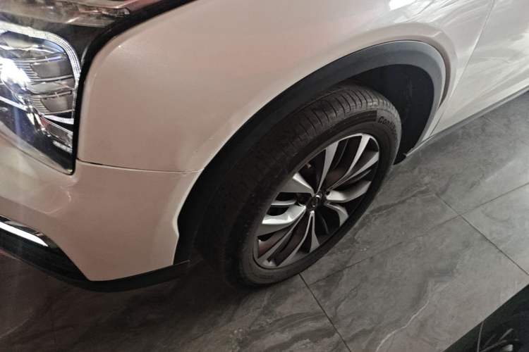 Used GAC Trumpchi GS8 2017 320T Two-Wheel Drive Luxury Smart Connectivity Version (7 Seats) Left Front Wheel Hub