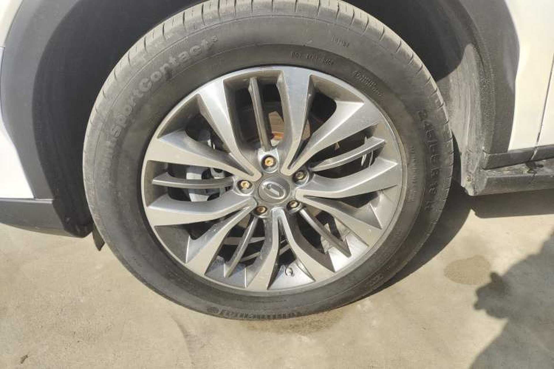 Used GAC Trumpchi GS8 2017 320T Two-Wheel Drive Luxury Smart Connectivity Version (7 Seats) Left Front Wheel Hub