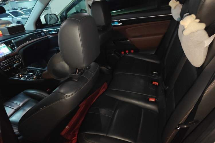Used GAC Trumpchi GS8 2017 320T Four-Wheel Drive Luxury Smart Connectivity Version (7 Seats) Left Rear Seat