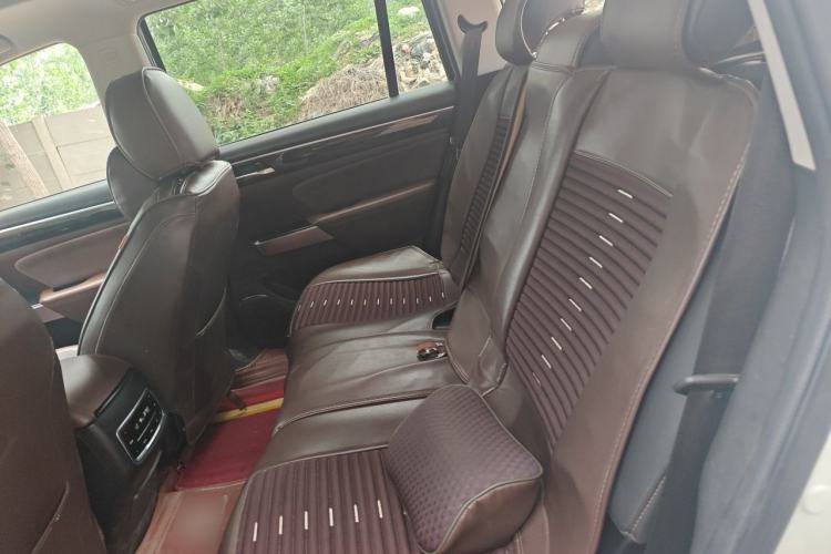 Used GAC Trumpchi GS8 2017 320T Two-Wheel Drive Luxury Smart Connectivity Version (7 Seats) Left Rear Seat