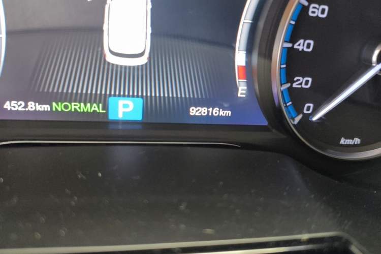 Used GAC Trumpchi GS8 2017 320T Two-Wheel Drive Prestige Version (7 Seats) Odometer Close Up