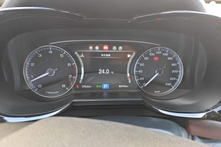 Used GAC Trumpchi GS8 2017 320T Two-Wheel Drive Luxury Smart Connectivity Version (7 Seats) Odometer Close Up