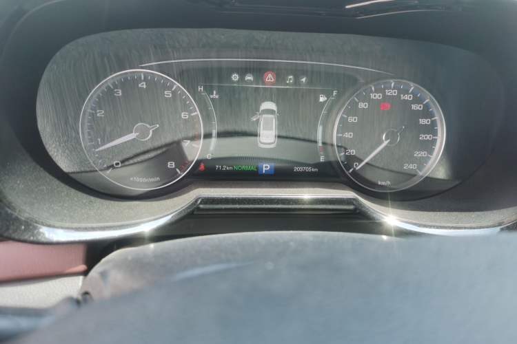 Used GAC Trumpchi GS8 2017 320T Two-Wheel Drive Luxury Smart Connectivity Version (7 Seats) Odometer Close Up