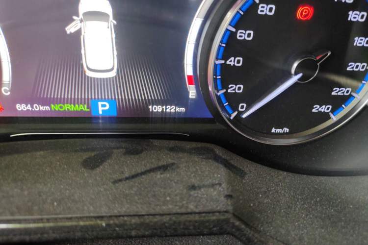 Used GAC Trumpchi GS8 2017 320T Two-Wheel Drive Luxury Smart Connectivity Version (7 Seats) Odometer Close Up