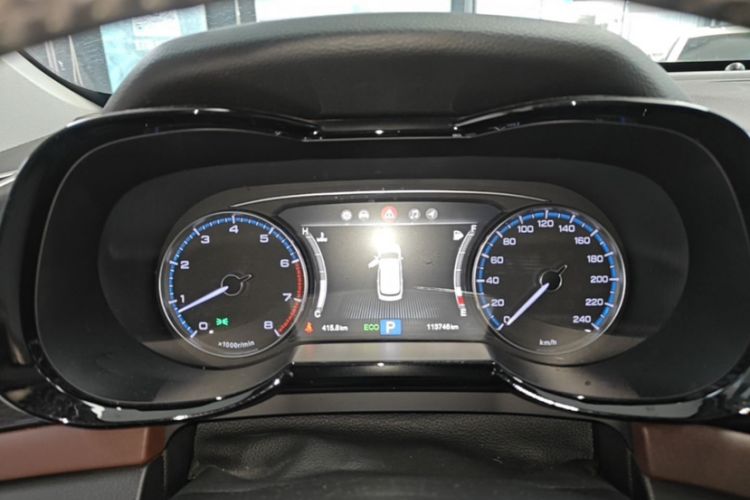 Used GAC Trumpchi GS8 2017 320T Two-Wheel Drive Luxury Smart Connectivity Version (7 Seats) Odometer Close Up