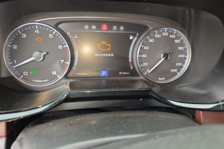 Used GAC Trumpchi GS8 2017 320T Four-Wheel Drive Supreme Edition (7-seater) Odometer Close Up