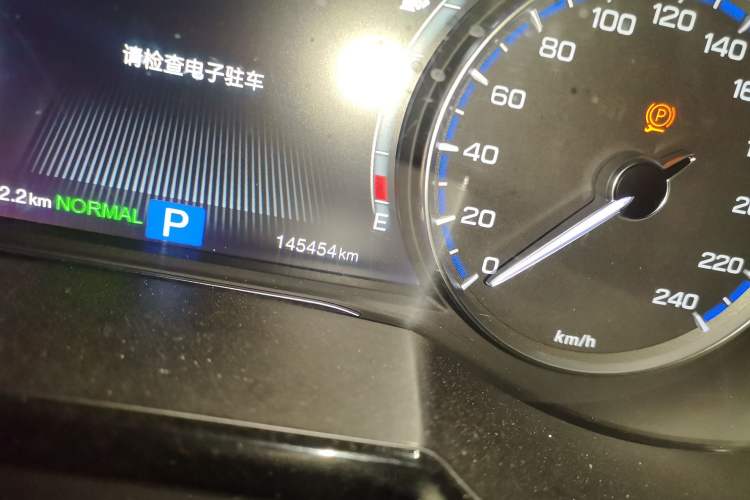 Used GAC Trumpchi GS8 2017 320T Two-Wheel Drive Prestige Version (7 Seats) Odometer Close Up