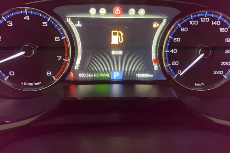 Used GAC Trumpchi GS8 2017 320T Two-Wheel Drive Luxury Smart Connectivity Version (7 Seats) Odometer Close Up