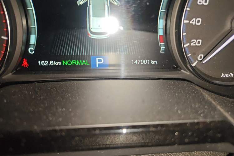 Used GAC Trumpchi GS8 2017 320T Two-Wheel Drive Luxury Smart Connectivity Version (7 Seats) Odometer Close Up