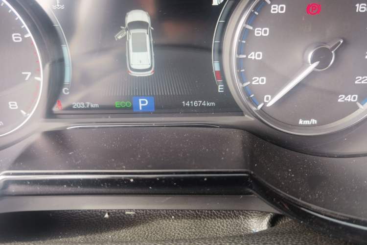 Used GAC Trumpchi GS8 2017 320T Two-Wheel Drive Luxury Smart Connectivity Version (7 Seats) Odometer Close Up